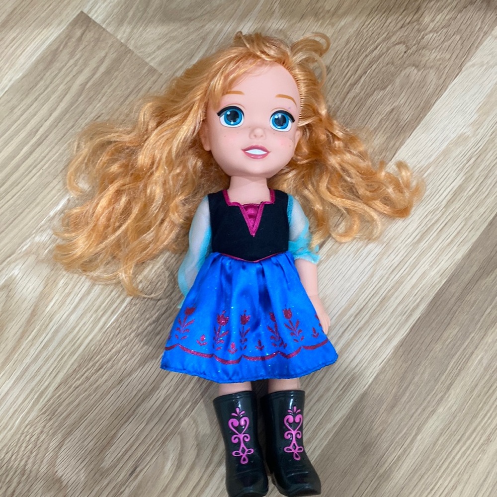 Anna doll